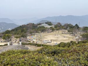 広島森林公園の駐車場からの写真